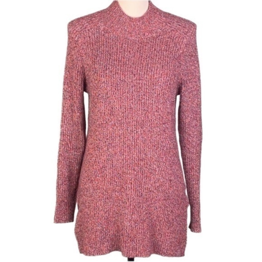 BANANA REPUBLIC red w/black & white stitching chunky mock turtleneck sweater.EUC